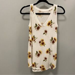 COPY - 24/7 by Maurice woman’s sunflower tank top size XS